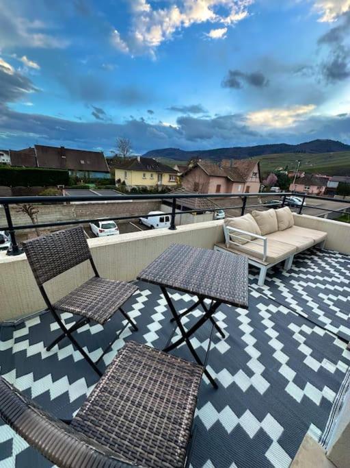 Appartement A2 Pas De Colmar Terrasse,Parking à Wintzenheim Extérieur photo